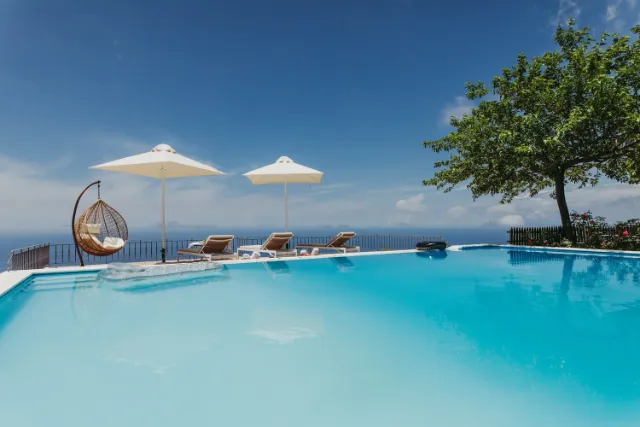 Carmel Luxury Villa I — pool 4