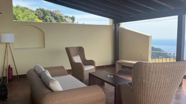 Carmel Luxury Villa I — balcony