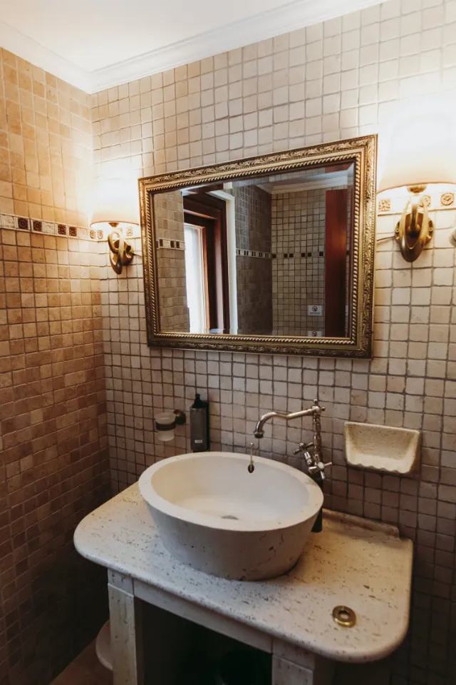Carmel Luxury Villa I — toilet in the entrance