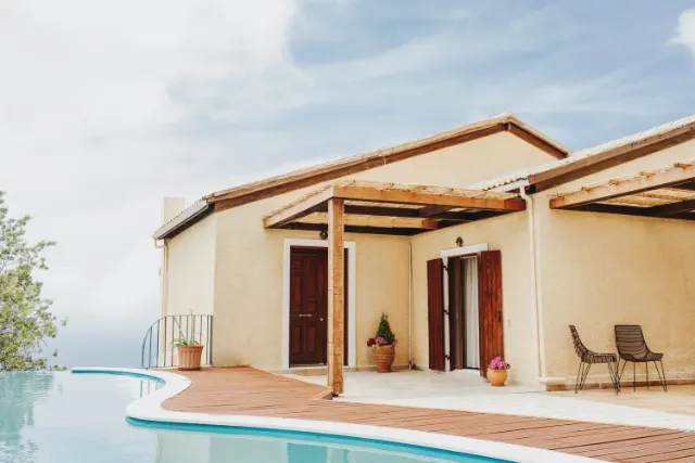 Carmel Luxury Villa II — entrance