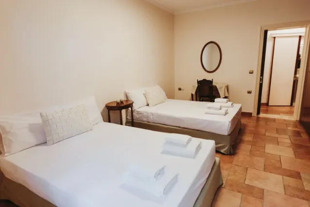Carmel Luxury Villa II — bedroom c