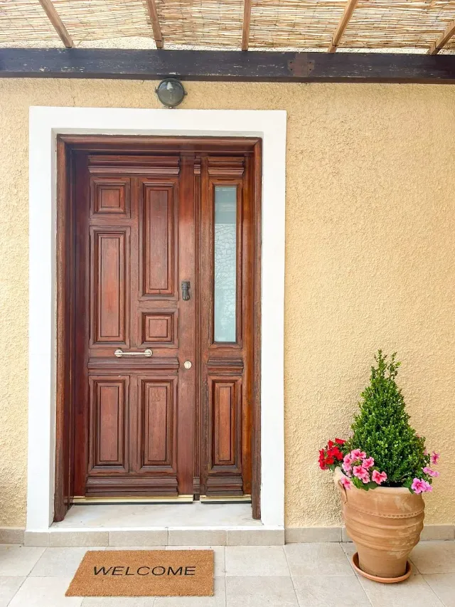 Carmel Luxury Villa II — entrance 1